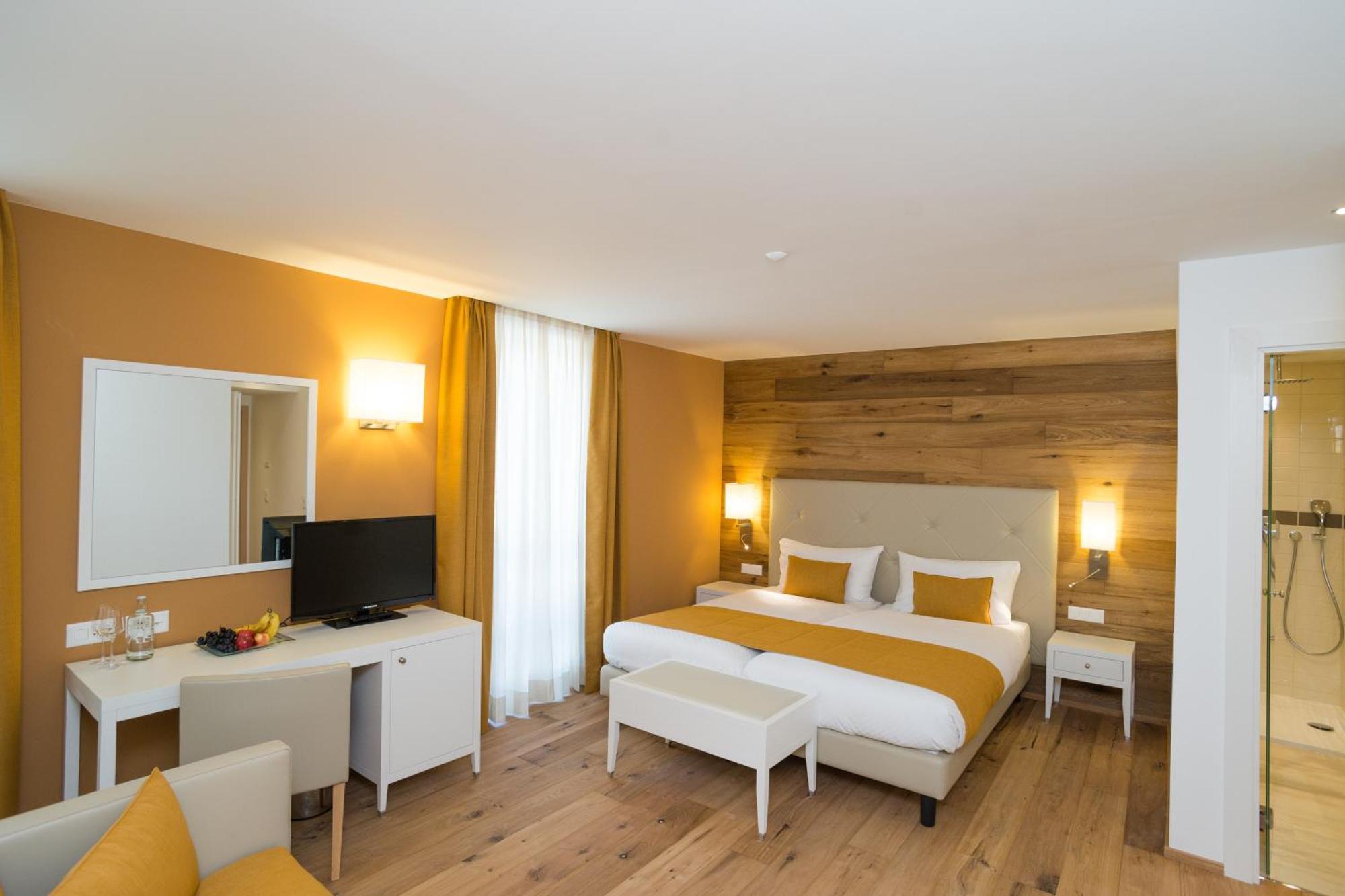 Hotel Schweizerhof Понтрезіна Екстер'єр фото